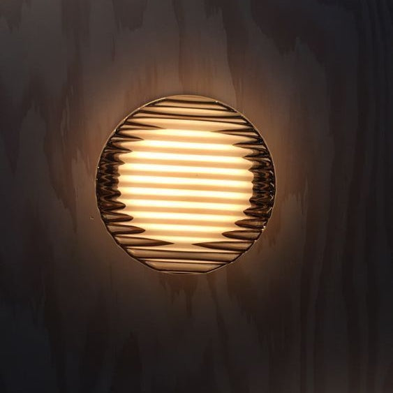 LumLight Stylish LED Wall Lamp - For Modern and Sustainable Living Comfort