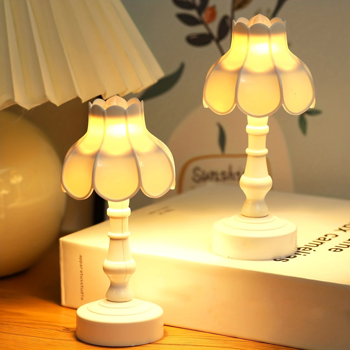 StarBloom Lamp – Flower-Shaped Mini Desk Lamp