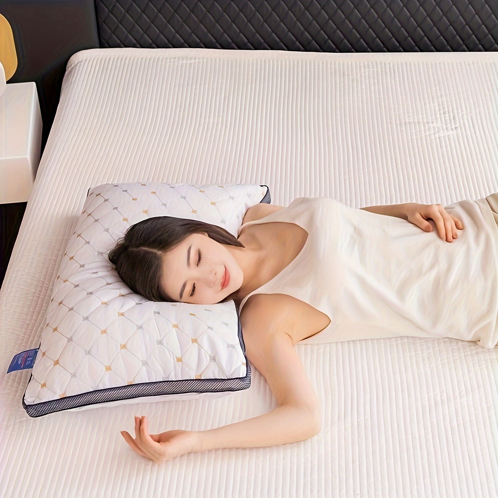 DreamNest Pillow – Luxurious Breathable Pillow for Sleeping Comfort