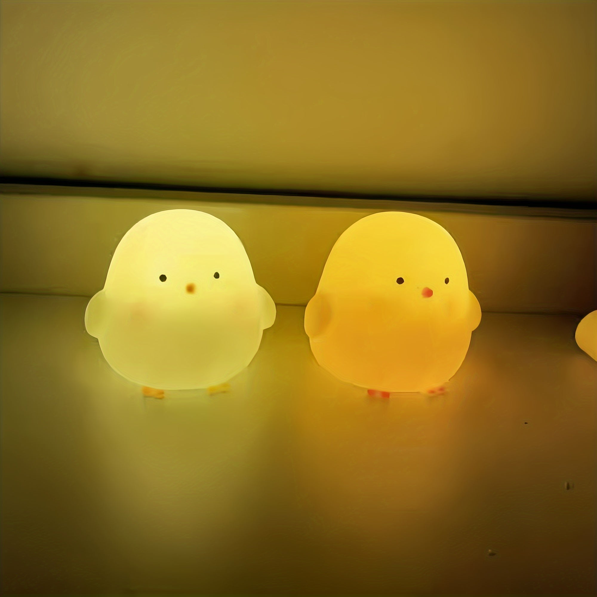 LumiKuiken - Elegant LED Table Lamp with Wellness Light