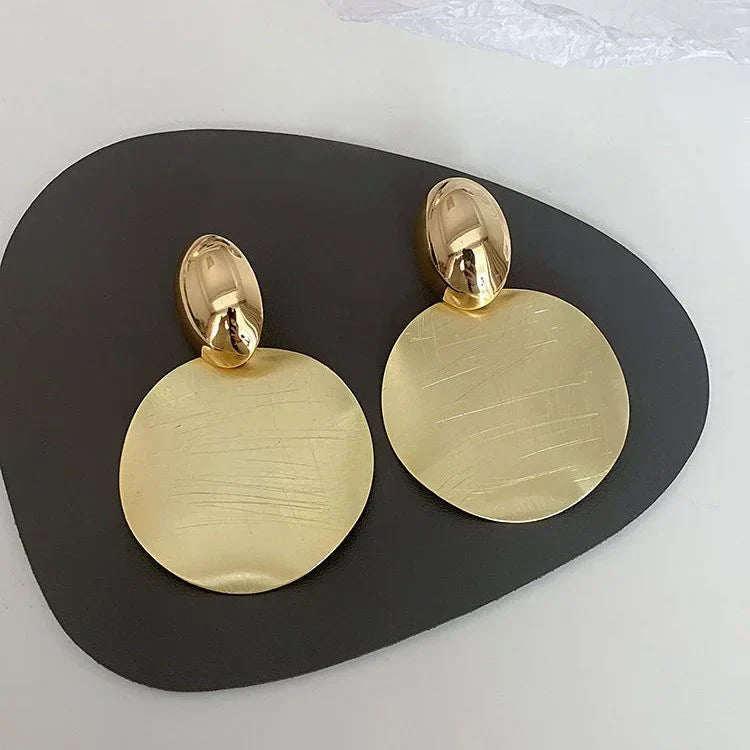 Elegant Gold Earrings with Luxurious Round Pendants - Amaya Collection