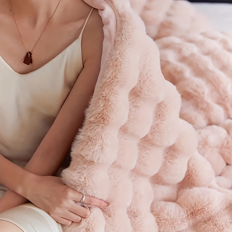 Elegant Rabbit Fleece Blanket - Luxurious and Durable