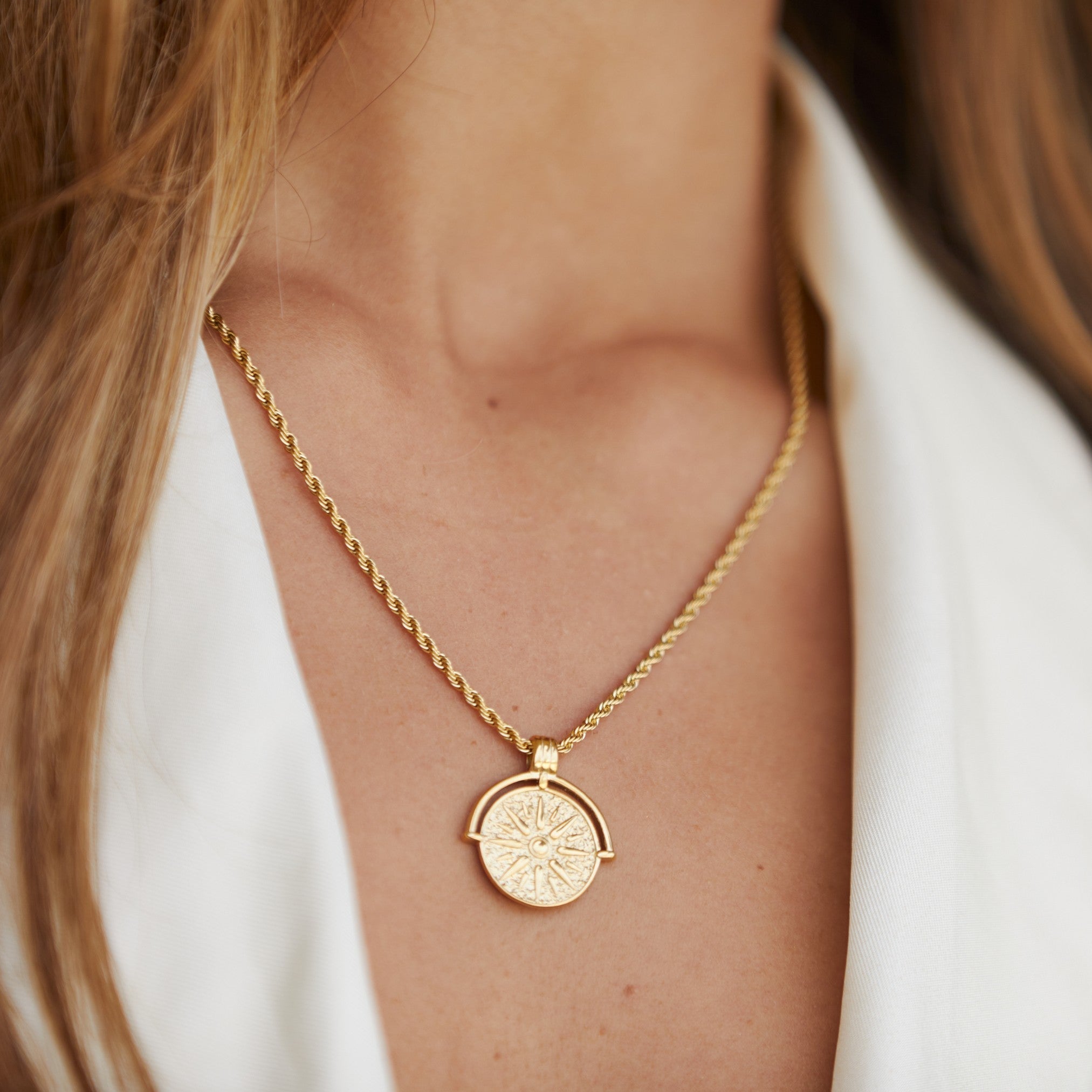 Elegant Pendant Chain - Aurora