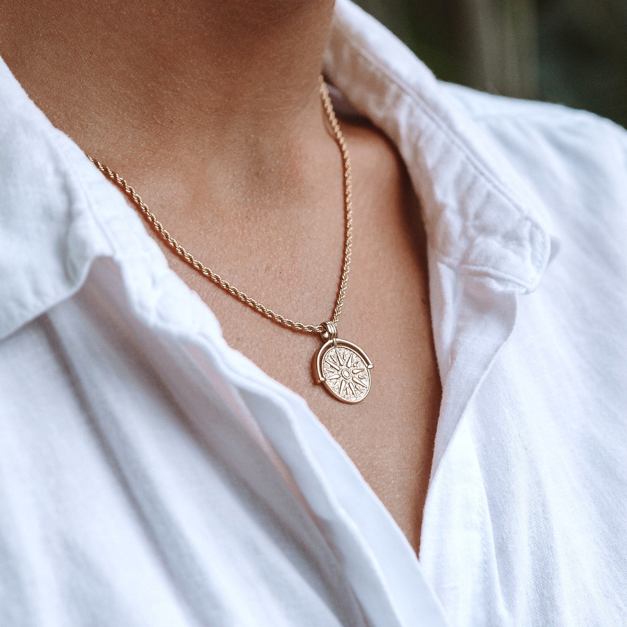 Elegant Pendant Chain - Aurora