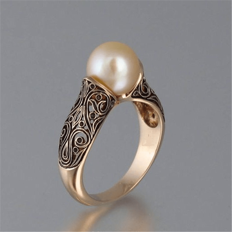 Elegant Vintage Gold Ring with Pearl - Aurelia Smooth Design 