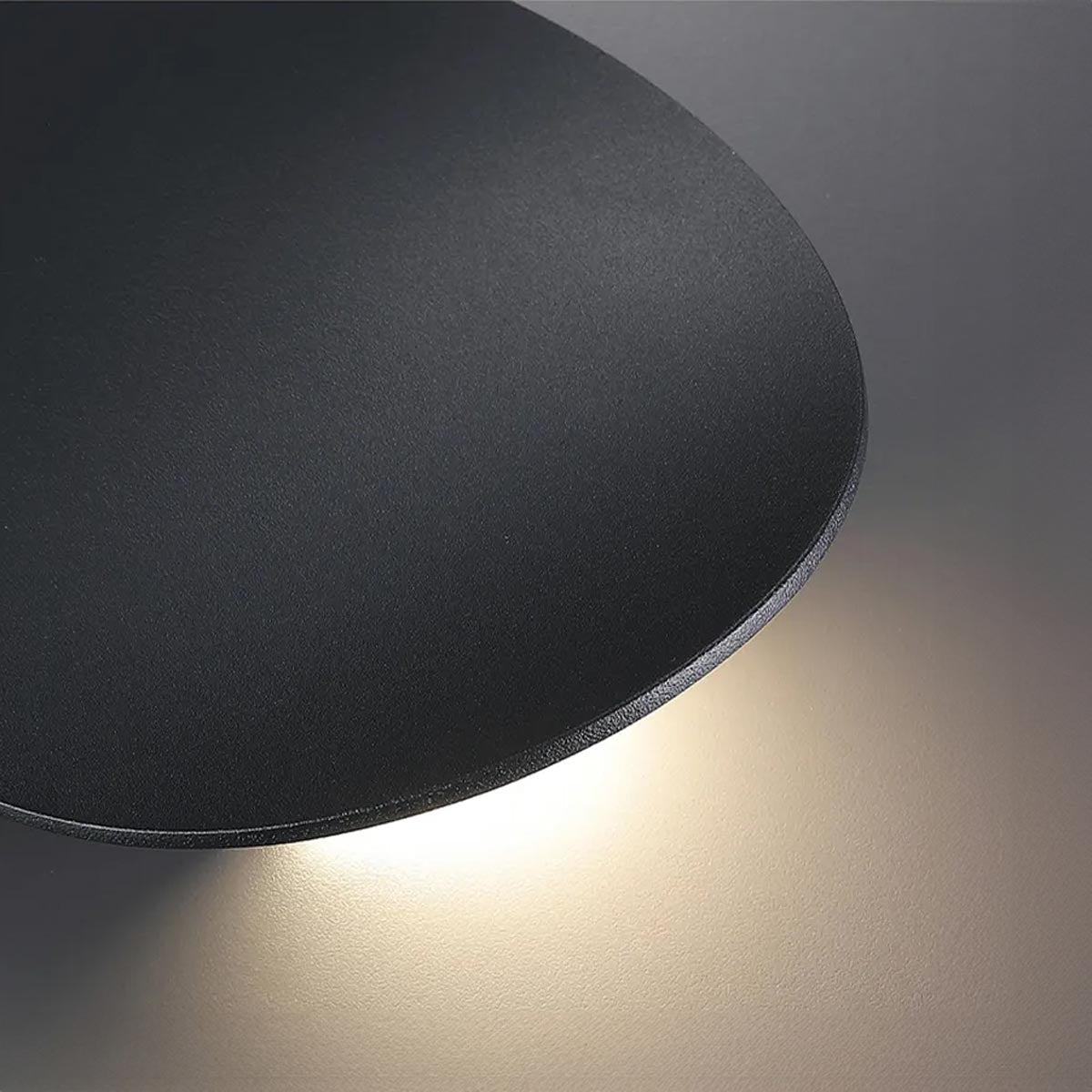 DuskGlow - Elegant Vägglampa för Stämningsfull Belysning