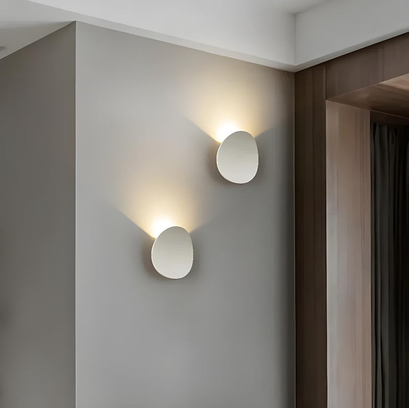 DuskGlow - Elegant Vägglampa för Stämningsfull Belysning