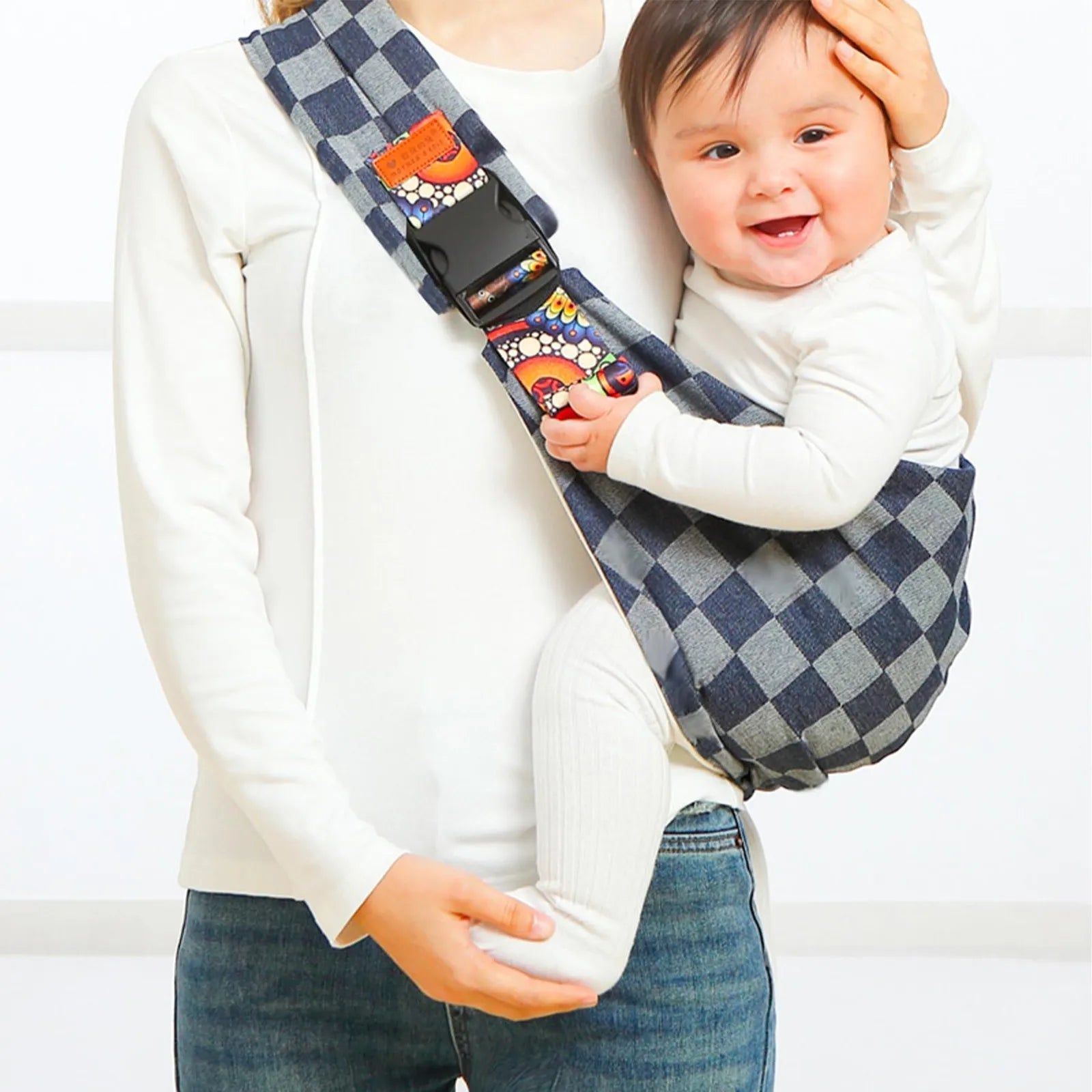 Carrycare Kinderbär - Adjustable Baby Carrier - Hip Carrier