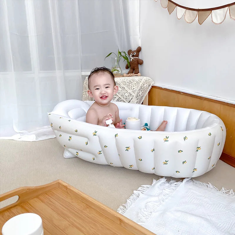 Blow Up Baby Bad™ - Uppblåsbar och Säkert Babybad för Inomhus och Utomhus
