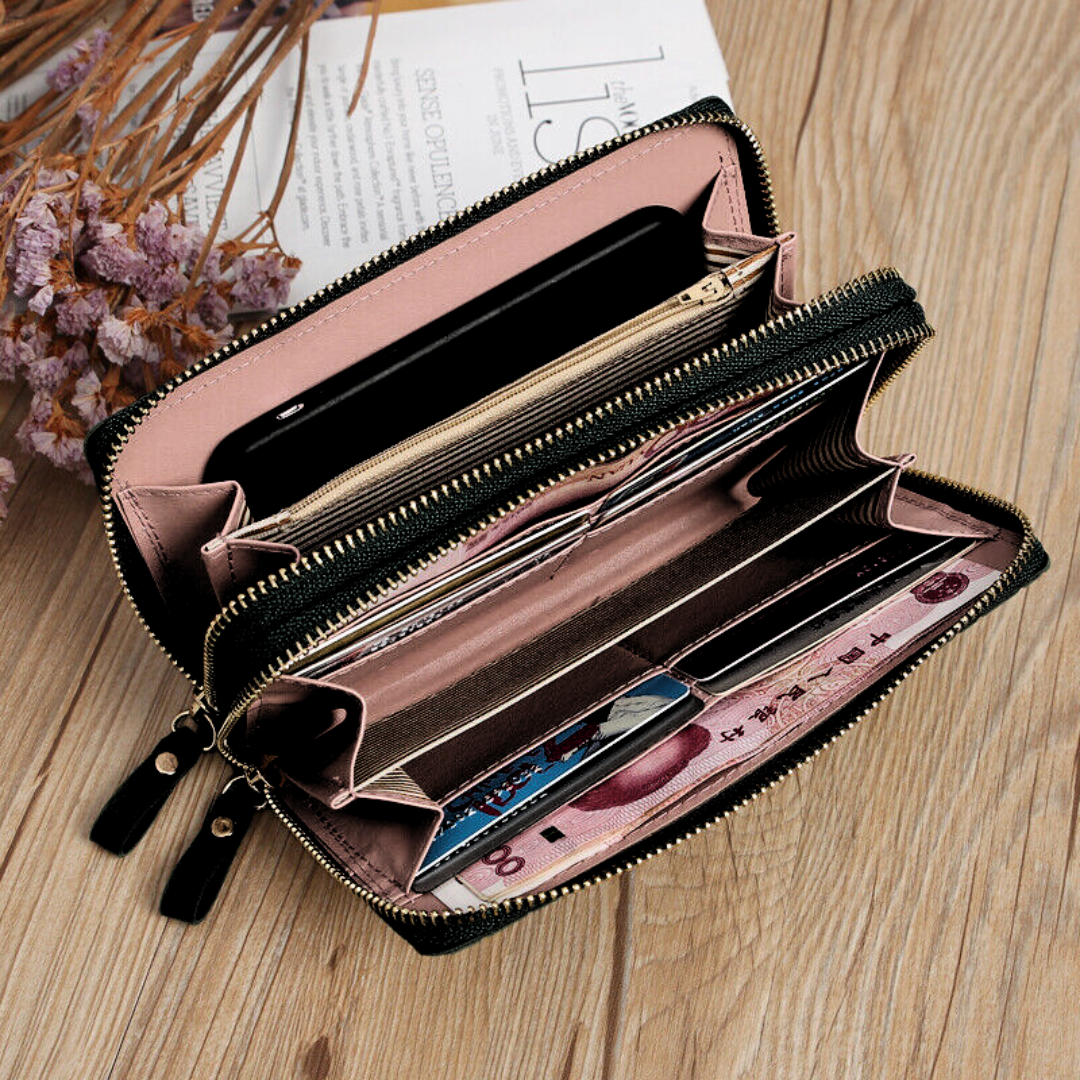 SleekWallet – Stylish Stitched Wallet