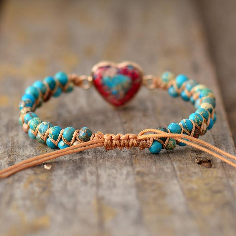 Amalina - Stylish heart-shaped friendship bracelet