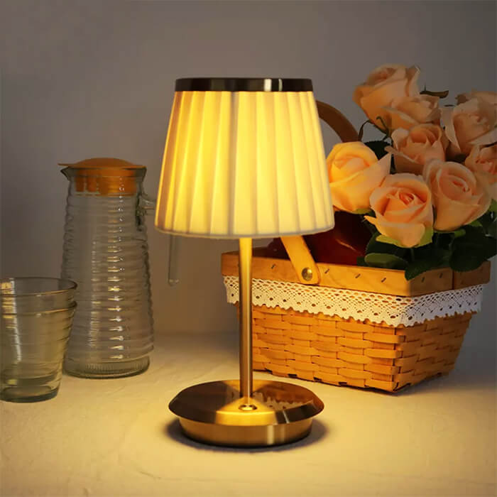 Golden DreamDrape Table Lamp – Elegance and Flexibility