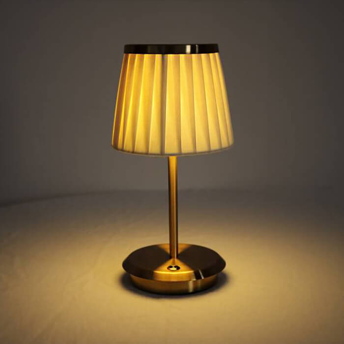 Golden DreamDrape Table Lamp – Elegance and Flexibility