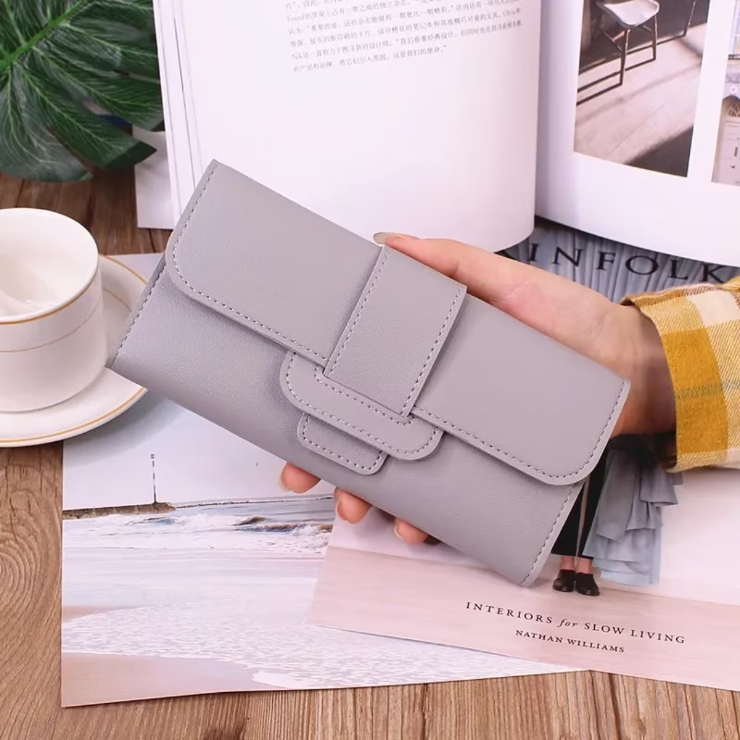 SlimWallet - Minimalist Leather Wallet for Him
