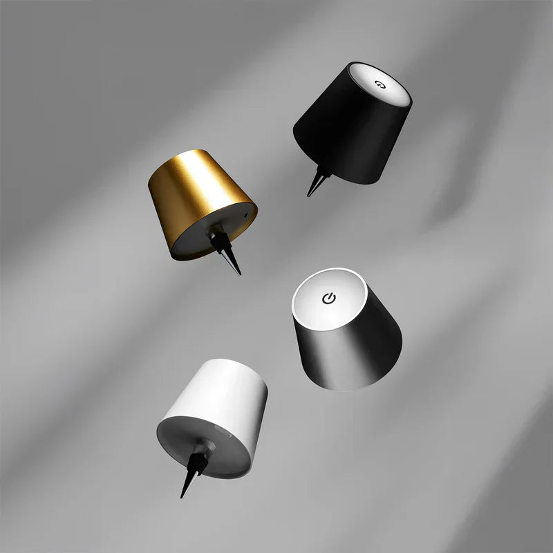 Shining Elegance - Thread Lamp with Adjustable Brightness