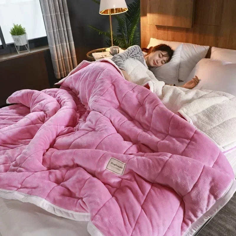 CoralLuxe – Super Soft Blanket for Cold Nights