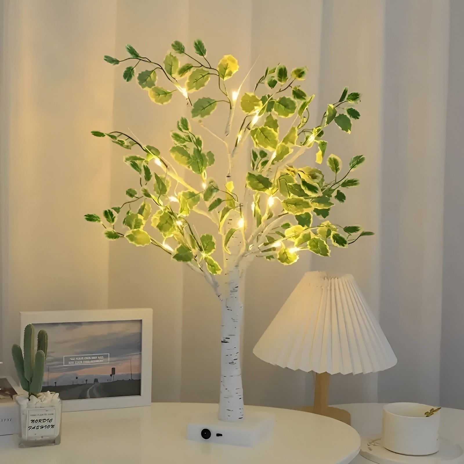 Magical BrightTree Table Lamp – Elegant Tree Design with Warm LED Lighting