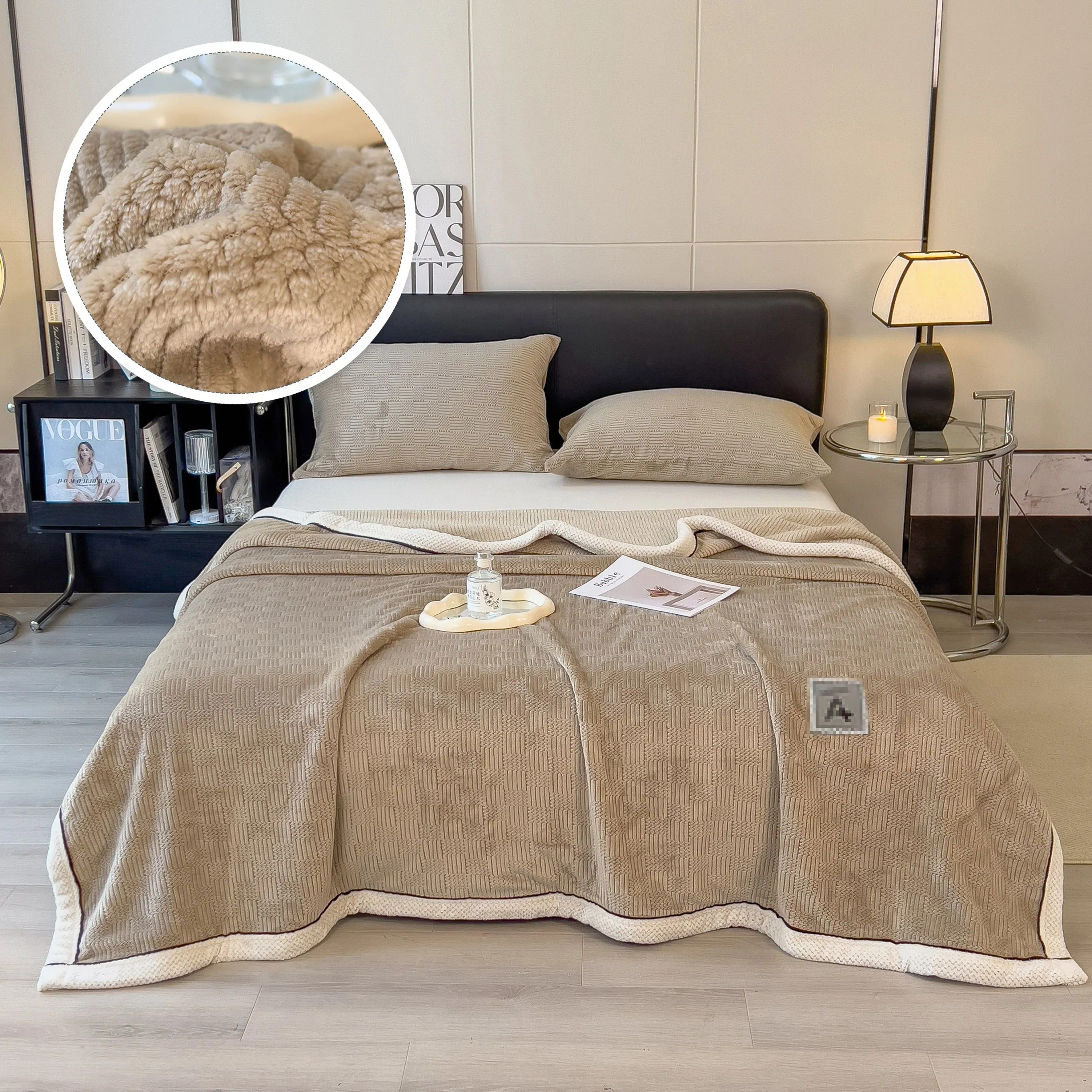 CoralFleece Luxe Blanket – Soft and Warm for your Living Room