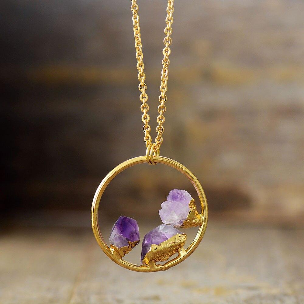 Evelyne Necklace – Elegant Pendant with Raw Amethyst