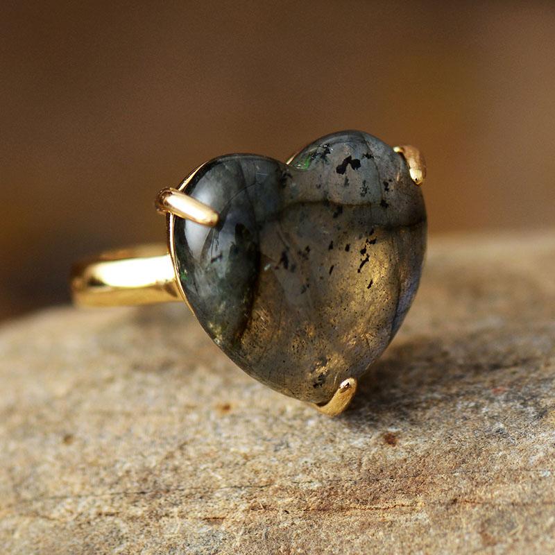 HealingGem Ring - Elegant Gemstone Jewelry