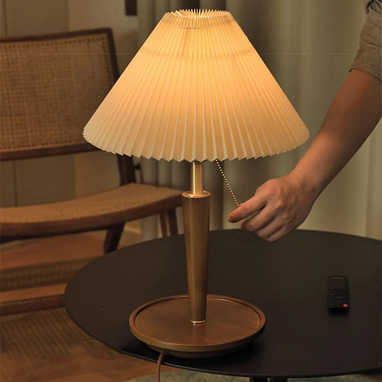 Elegant Vintage Wooden Woodly Table Lamp - Table Lamp with Hemmed Design