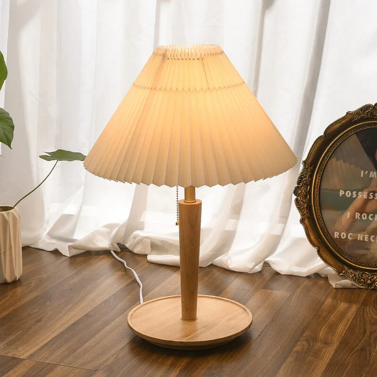 Elegant Vintage Wooden Woodly Table Lamp - Table Lamp with Hemmed Design