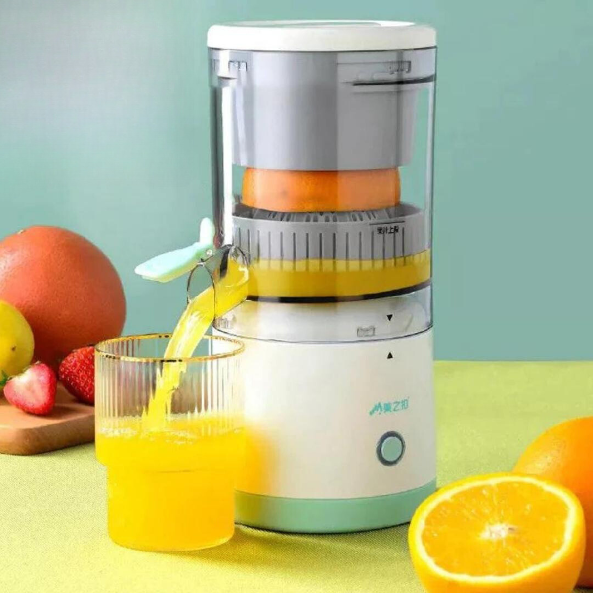 JuiceMaster Pro – Cordless Citrus Juicer