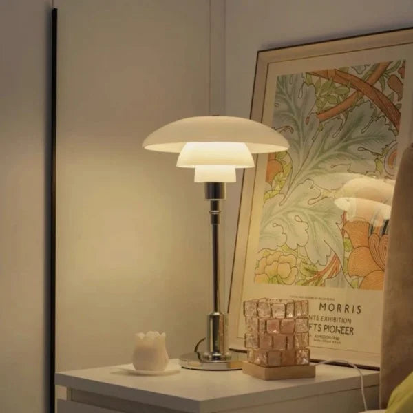 FusionLamp - Modern Table Lighting with Elegant Structure