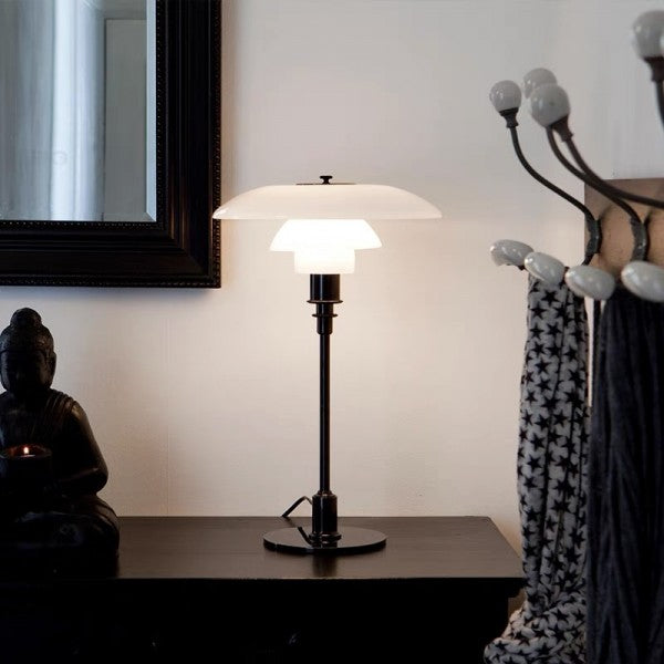FusionLamp - Modern Table Lighting with Elegant Structure