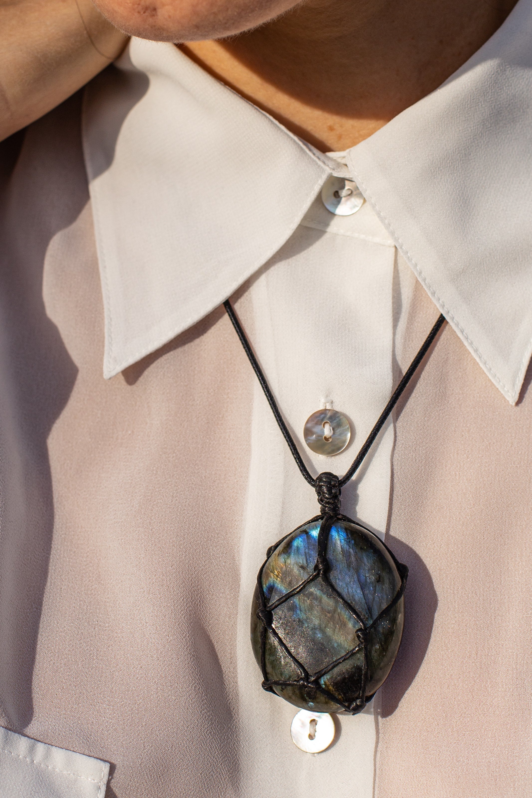 Aris DragonHeart Necklace – Mysterious Labradorite Jewelry