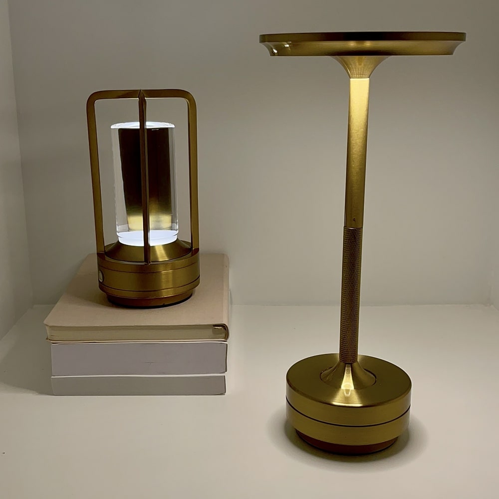 Lumiglow - Elegant Wireless Design Lamp for Atmospheric Lighting