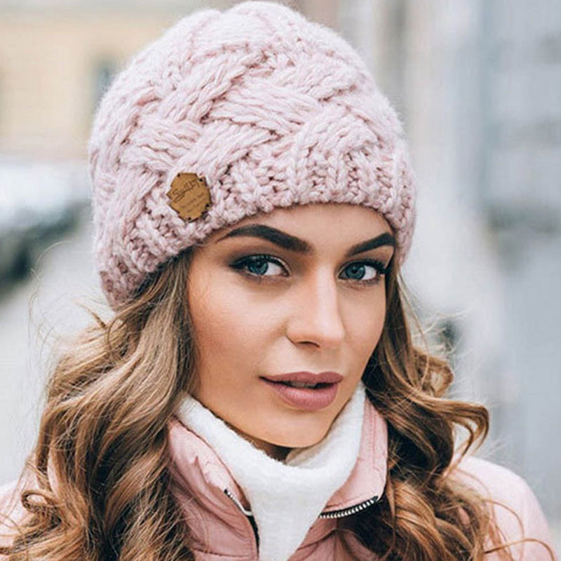 CozyKnit Beanie - Trendy Winter Hat for Style and Warmth