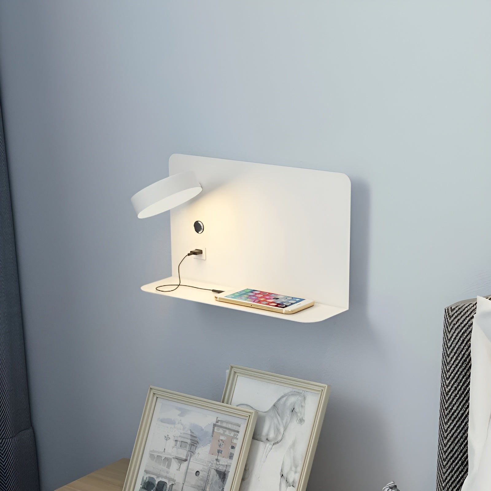 LumiCharge Vägglampa – Uppladdningsbar Elegans med USB-LED Belysning för Lyxig Atmosfär
