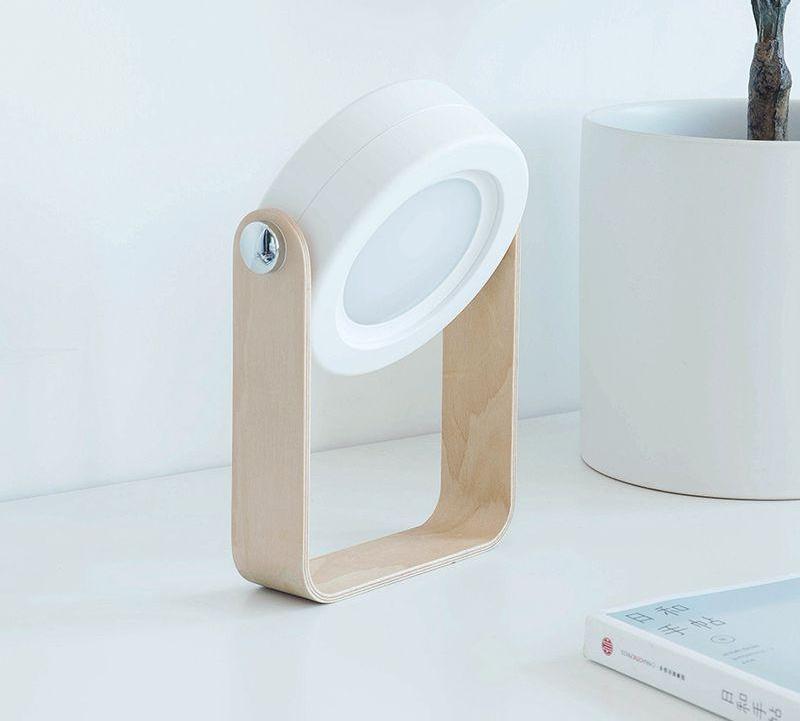 CompactGlow Lamp – Portable and Foldable Lighting
