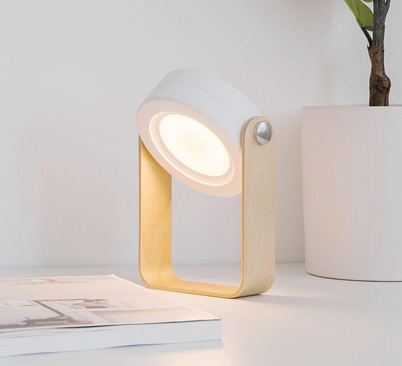 CompactGlow Lamp – Portable and Foldable Lighting