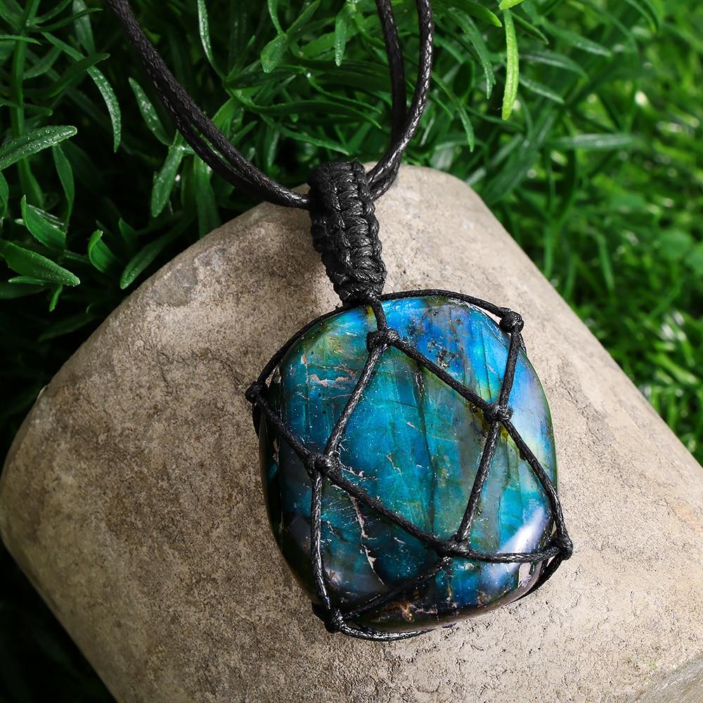 Aris DragonHeart Necklace – Mysterious Labradorite Jewelry