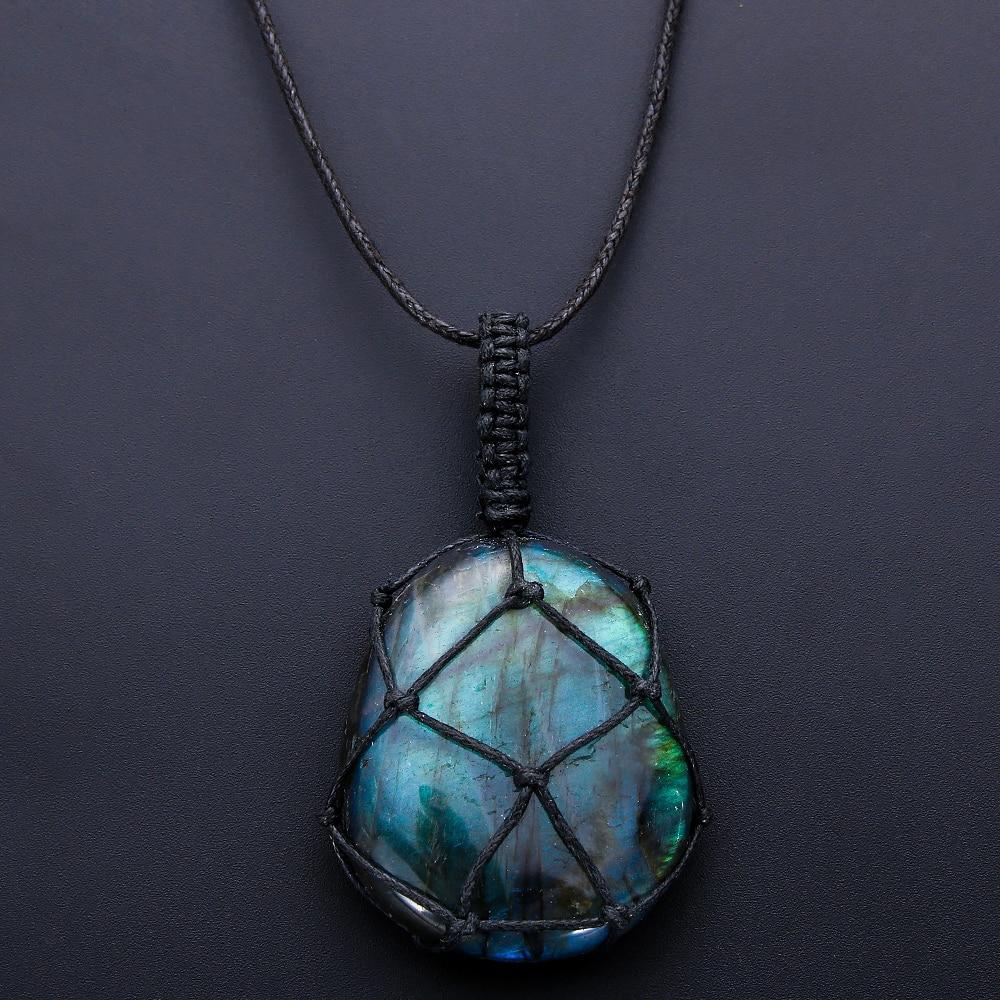 Aris DragonHeart Necklace – Mysterious Labradorite Jewelry