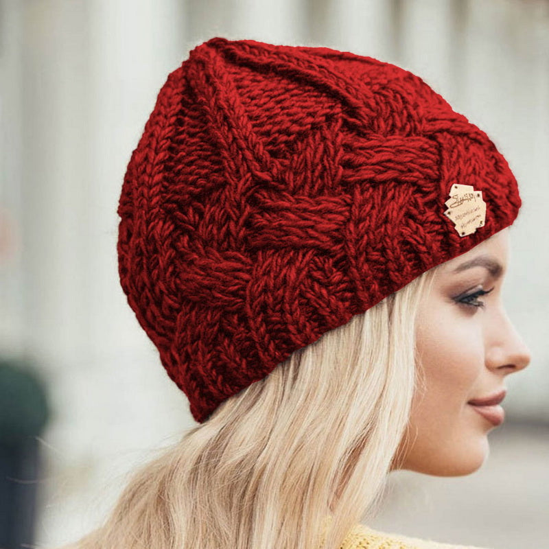 CozyKnit Beanie - Trendy Winter Hat for Style and Warmth