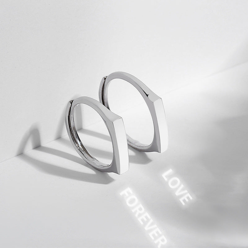 RadiantLove Ring – Captivating Reflective Jewelry