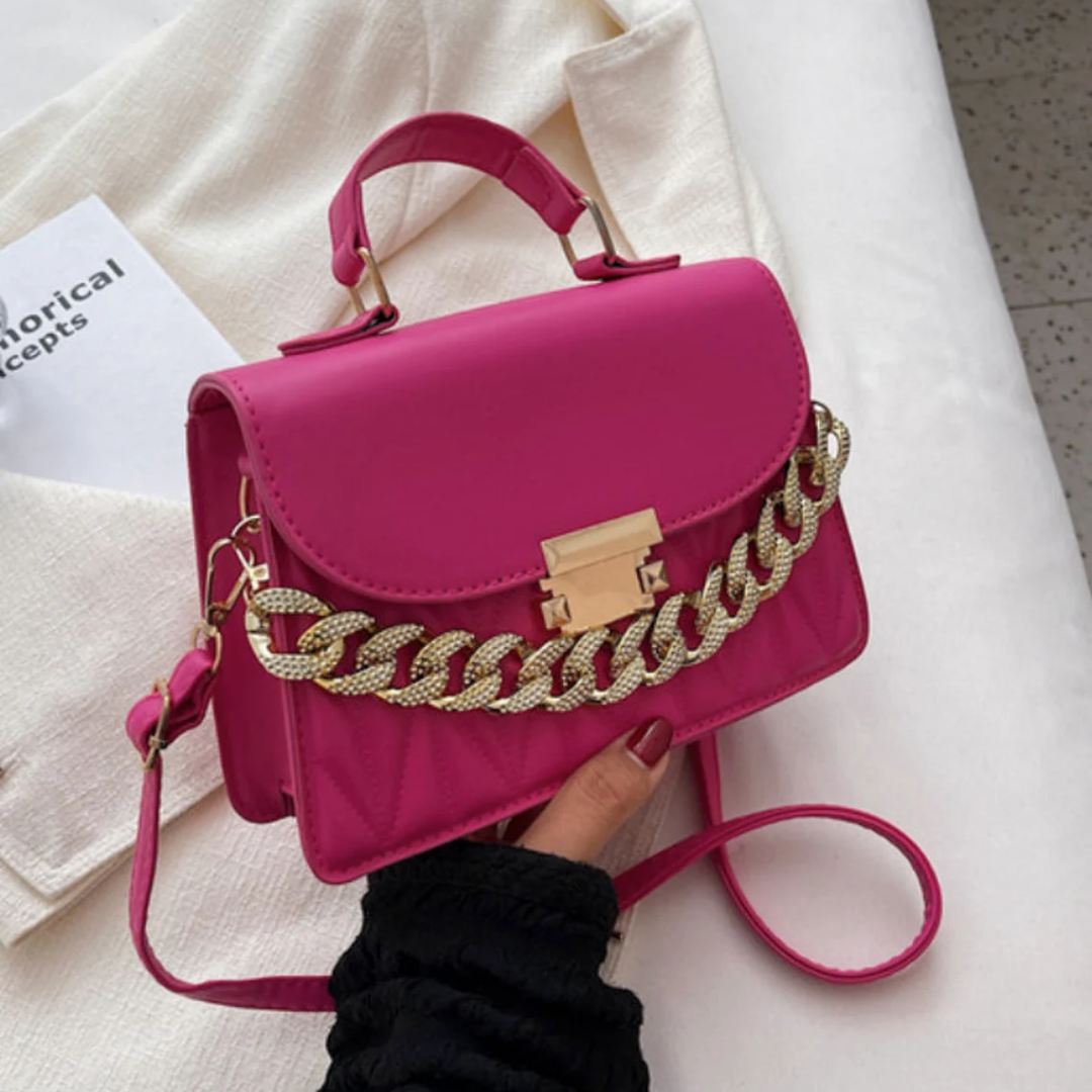 GemmaBag – Elegant Chain Handbag for a Night Out