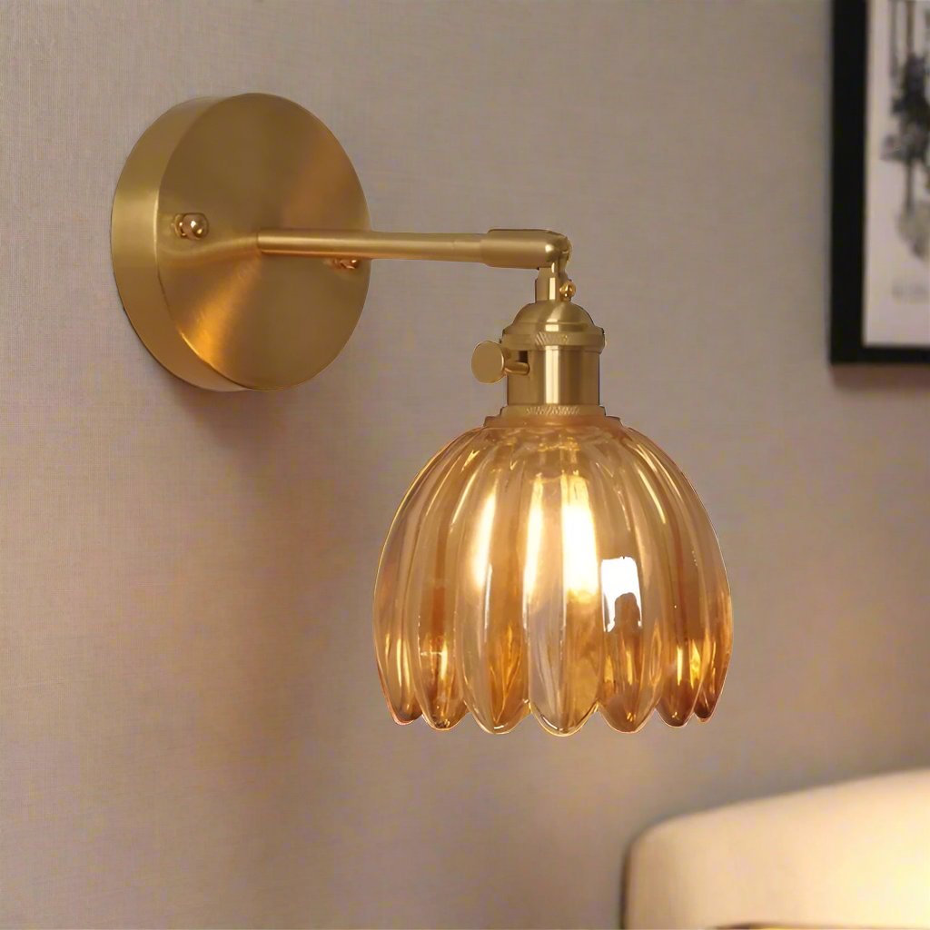 RetroLume – Tulip-Shaped Glass Wall Lamp with Vintage Charm