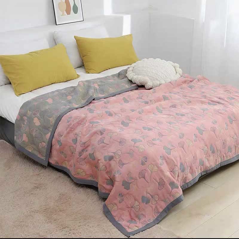 Luxurious Duvet with Elegant Leaf Pattern – Premium Cotton