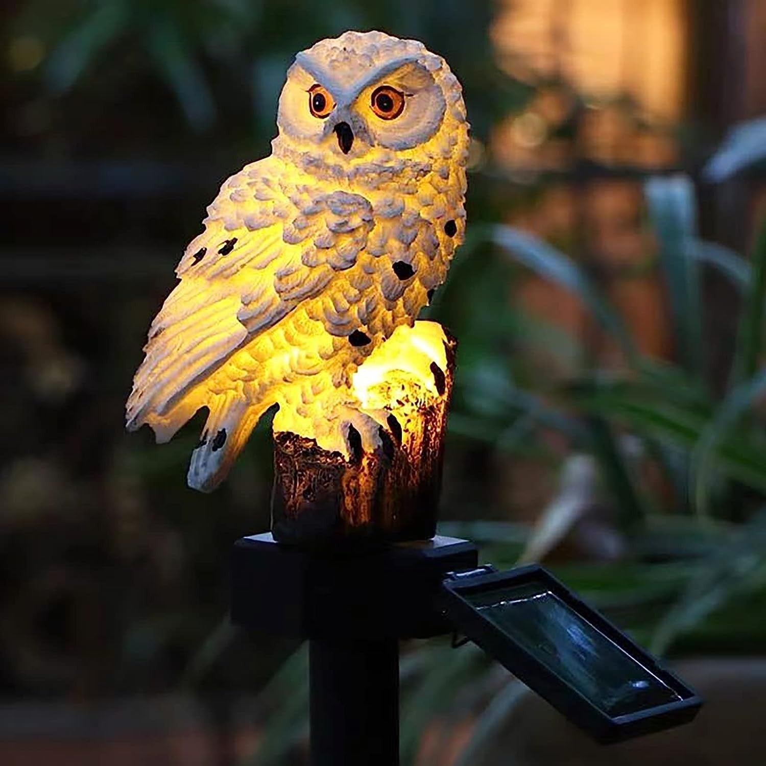 SolarGlow - Elegant Solar Lamp for Outdoor Use