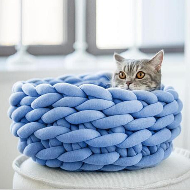 WoollyNest – Stylish Basket for Pets