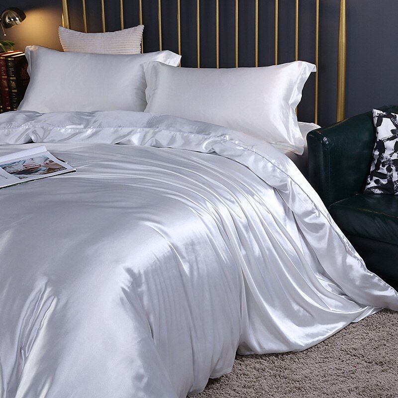 ZijdeEssentie Luxury Bedding Set - Ultimate Comfort &amp; Elegance
